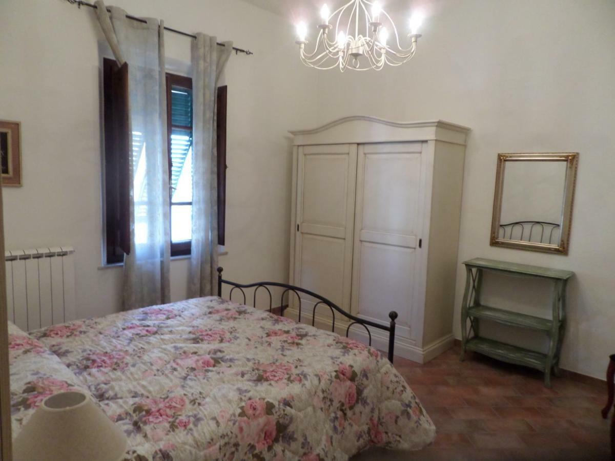 Apartament La Terrazza Palaia Zewnętrze zdjęcie