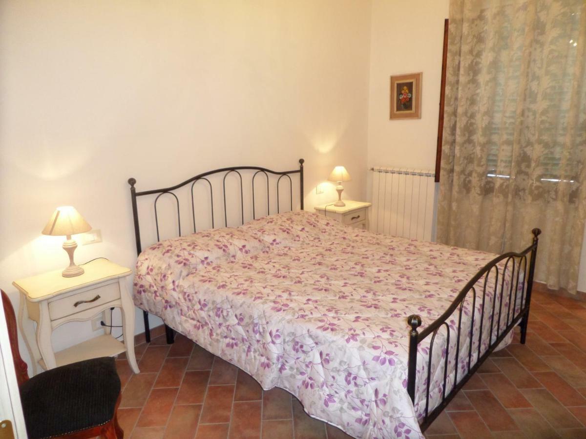 Apartament La Terrazza Palaia Zewnętrze zdjęcie