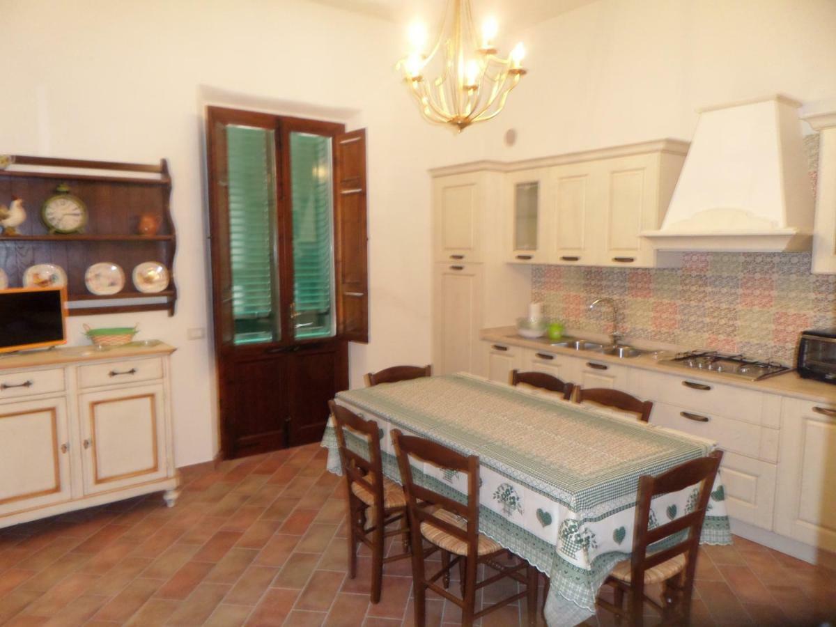 Apartament La Terrazza Palaia Zewnętrze zdjęcie